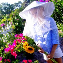 Bughat White Original ​Gardening Hat in Garden 2